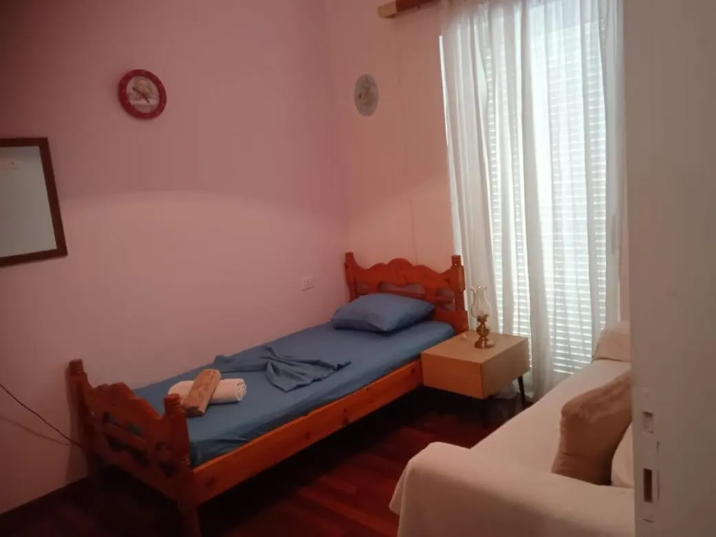 Vila N Dervishi Vlorë